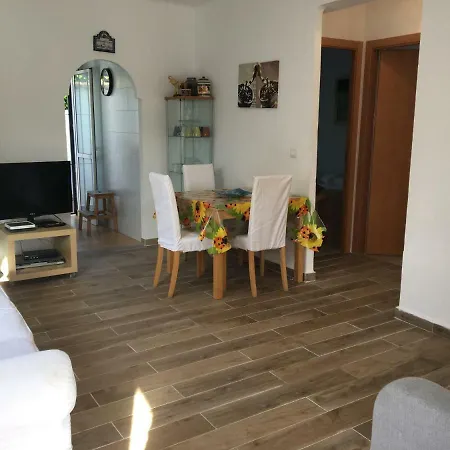 Alamos Chalet